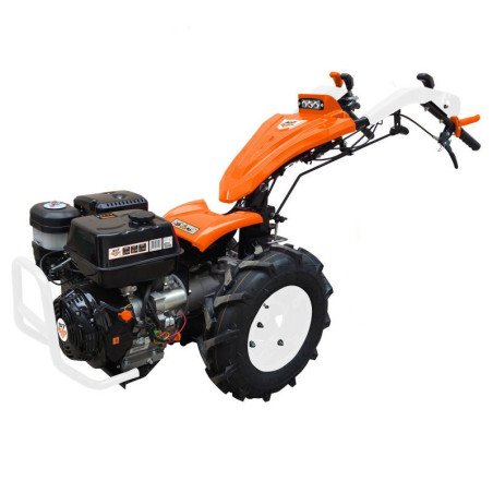 LIMIT Mały ciągnik C977 z kultywatorem