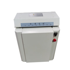 Przemysłowy rozdrabniacz kartonów 425x13 mm